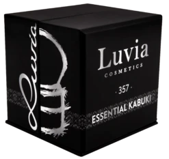 Essential Kabuki - Black -Berühmt Kosmetikladen MAM 5941806 SHOP IMAGE 2.0