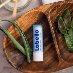 Lippenpflegestift Hydro Care LSF 15 -Berühmt Kosmetikladen MAM 6579271 SHOP IMAGE 1.4