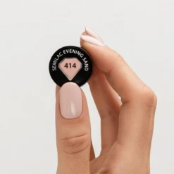 UV Nagellack 414 Evening Sand -Berühmt Kosmetikladen MAM 9154323 SHOP IMAGE 1.4