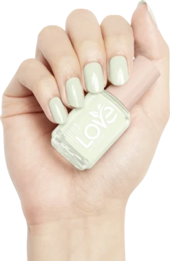 LOVE BY ESSIE Nagellack 220 REVIVE TO THRIVE -Berühmt Kosmetikladen MAM 9684210 SHOP IMAGE 1.6