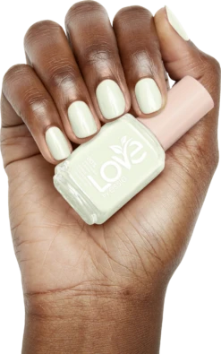 LOVE BY ESSIE Nagellack 220 REVIVE TO THRIVE -Berühmt Kosmetikladen MAM 9684226 SHOP IMAGE 1.6